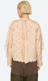 Shay Top
